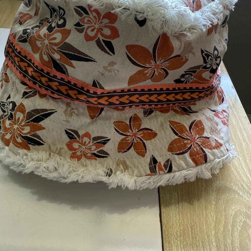 Moana Disney Cream and Orange Floral Hat